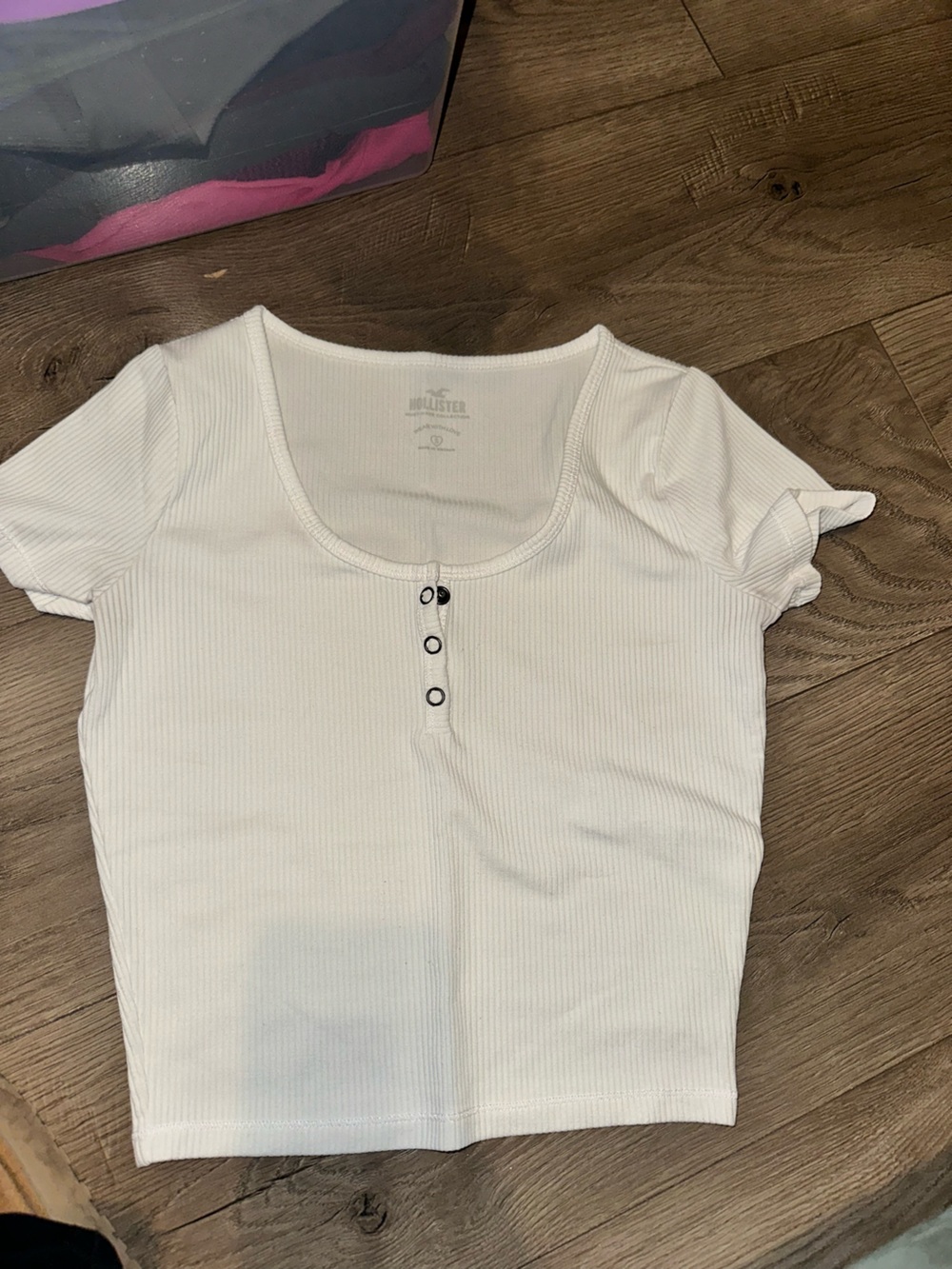 Hollister Tee